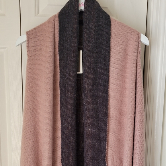 🧥 Coats & Jackets - Picture 3 of 3